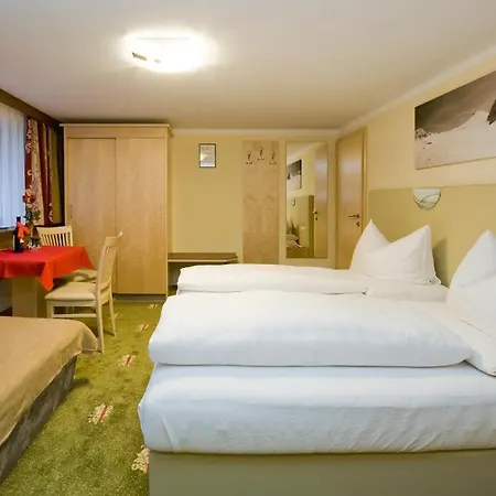 Gastehaus Wolfgang Guest house *